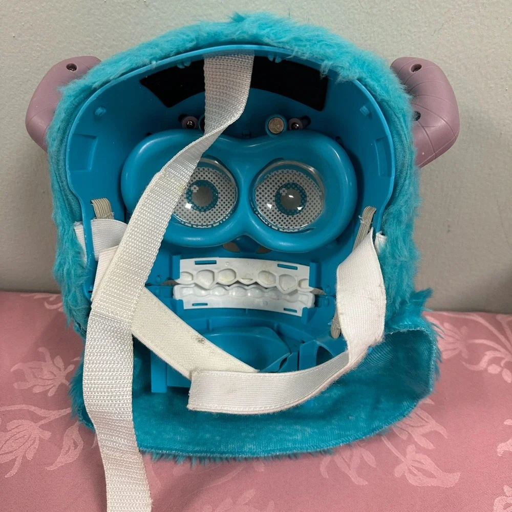 Disney Pixar Monsters Inc Sulley Moving Mouth Mask Teal Faux Fur Costume Toy - Picture 2 of 3